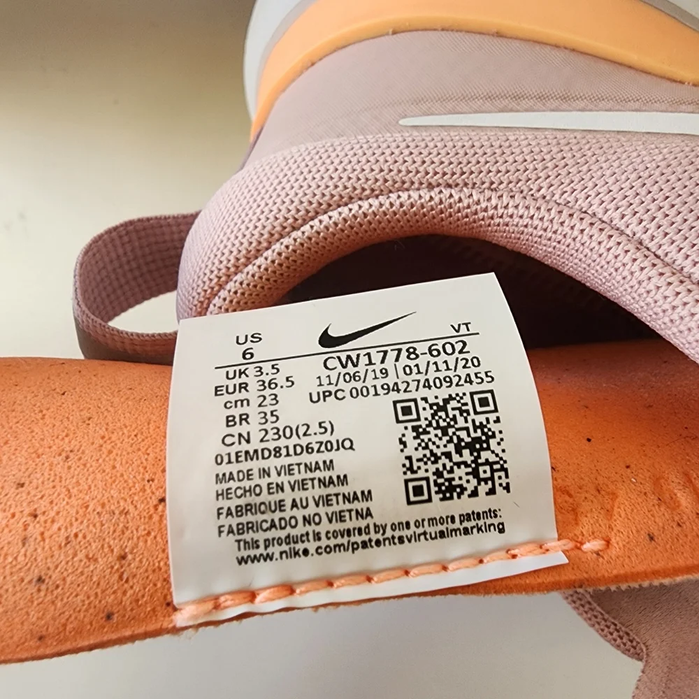 Nike Womens React Miler Running Shoe Cw1778-602 Size 6 Champagne/White/Orange